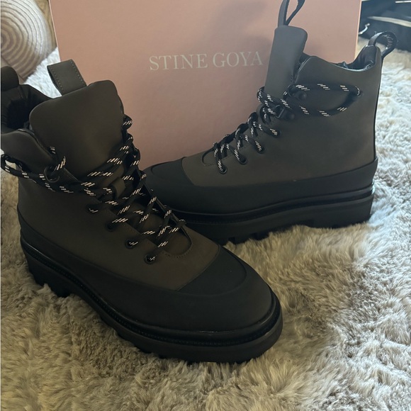 [NWT and box] Designer: STINE GOYA FELICIA HIKING BOOTS - Picture 4 of 4